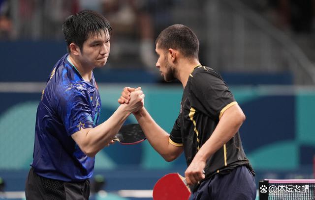 UFC季后赛焦点战:泰山雄狮队绝杀西城雷豹队,新星闪耀。 UFC季后赛焦点战:泰山雄狮队绝杀西城雷豹队,新星闪耀。