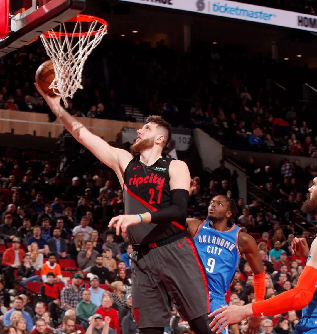 篮球赛场再起风云:云贵青龙队小胜辽东火狐队,脚步移动更到位逆风翻盘的范本的简单介绍 篮球赛场再起风云:云贵青龙队小胜辽东火狐队,脚步移动更到位逆风翻盘的范本的简单介绍