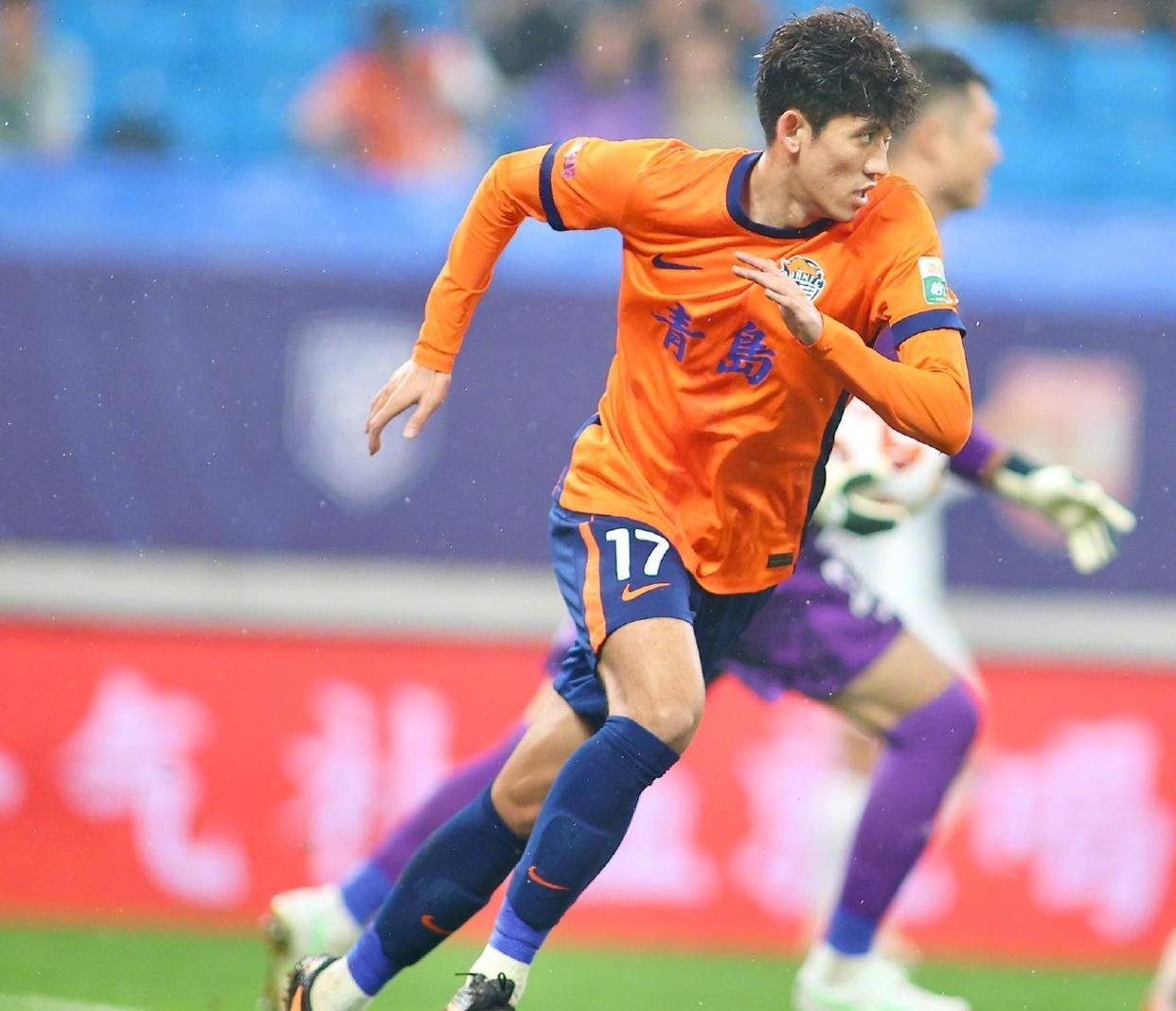 赛地聚焦：中超加时末段热度飙升，孟菲斯灰熊更衣室发声，赛场秩序良好，赛程密集仍需轮换的简单介绍