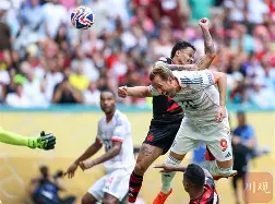  德约科维奇和莎拉波娃广告 