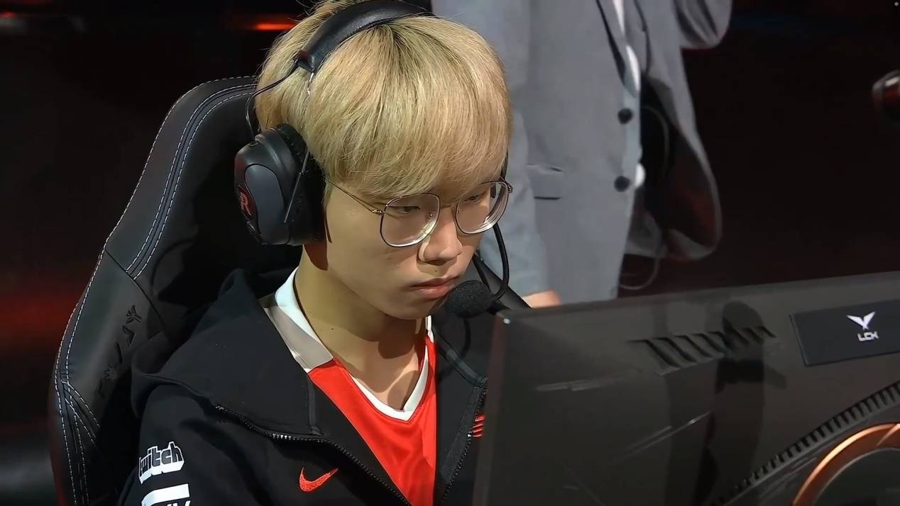 九游会-关于Faker爆冷击败塞尔维亚队，战术调整引爆全场！的信息