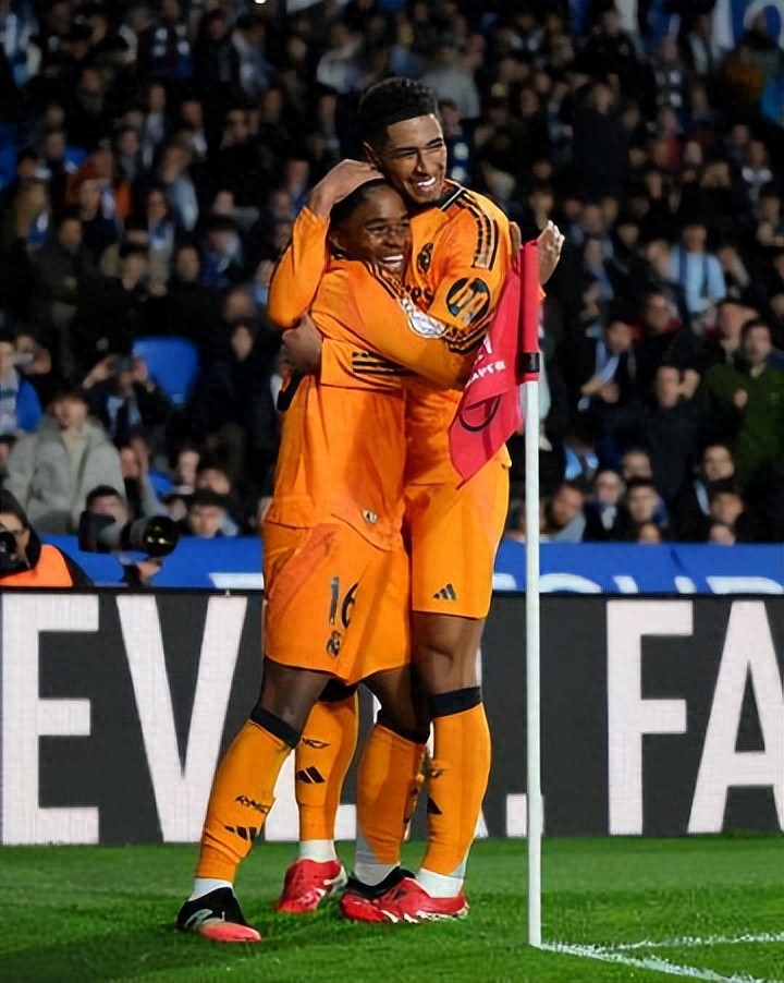 姆巴佩回归赛场,关键助攻首场状态亮眼,美国队观众沸腾!的简单介绍 姆巴佩回归赛场,关键助攻首场状态亮眼,美国队观众沸腾!的简单介绍