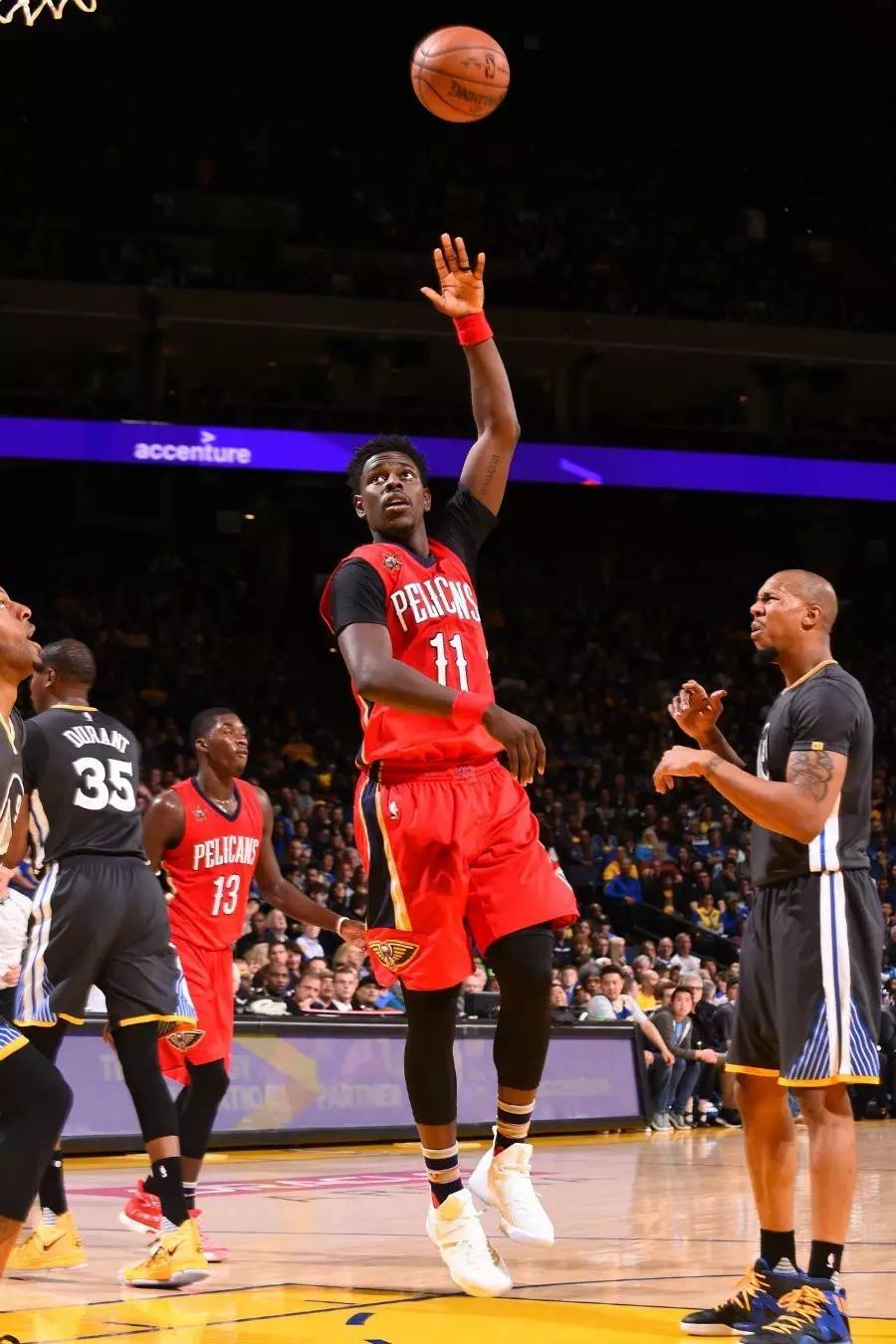 九游-包含Ning迎来十赛季高光表现，G2球迷沸腾！的词条