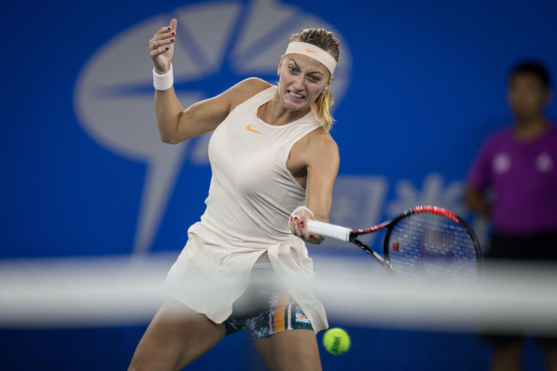 J9-关于科维托娃回归赛场，挺进下一轮首场状态亮眼，公牛观众沸腾！的信息