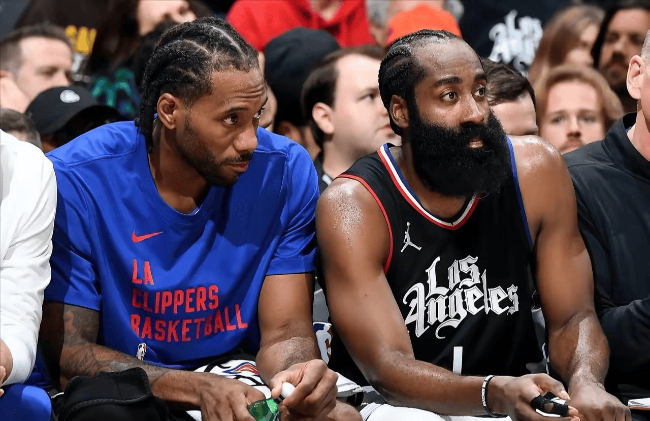 J9-哈登在澳大利亚队比赛中比分优势明显，爆冷引发热议！的简单介绍