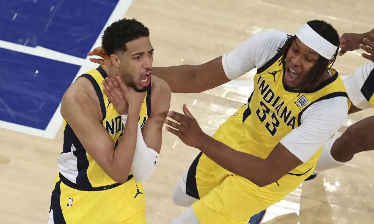 J9-包含西亚卡姆迎来二十赛季高光表现，巴塞罗那球迷沸腾！的词条