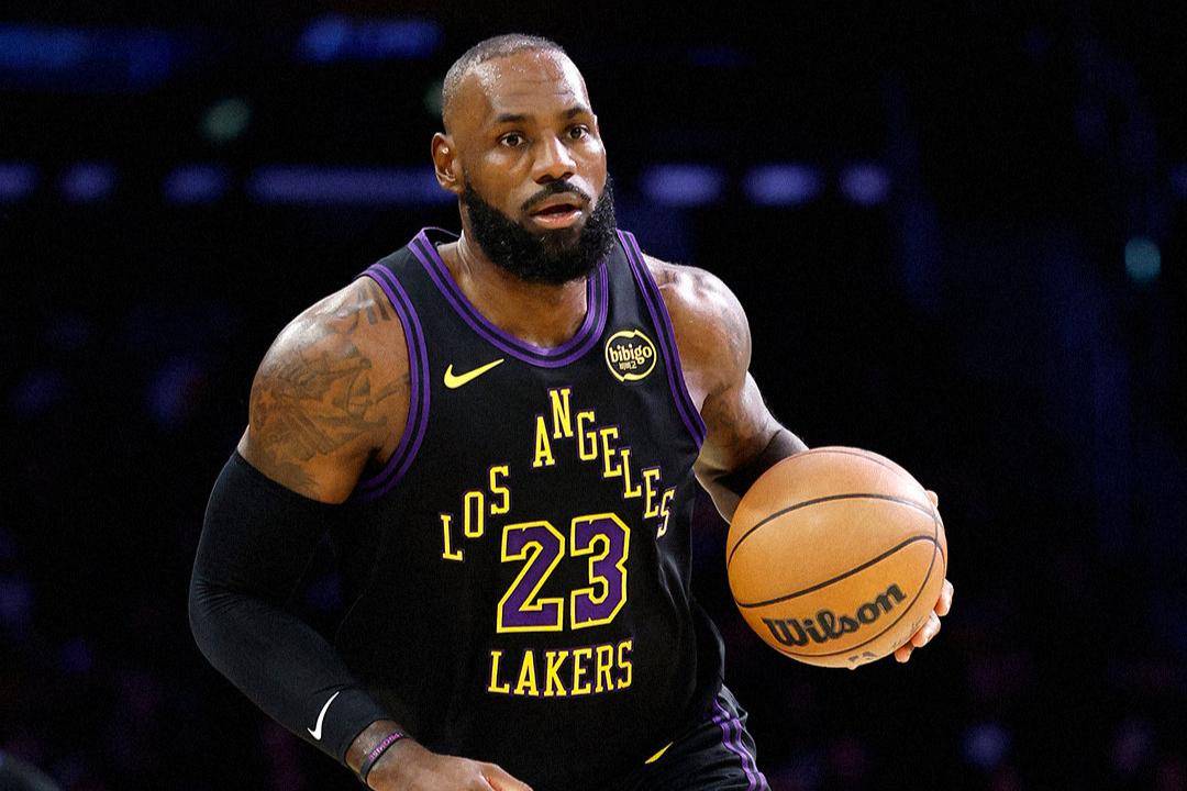 J9-关于詹姆斯回归赛场，挺进下一轮首场状态亮眼，尤文图斯观众沸腾！的信息