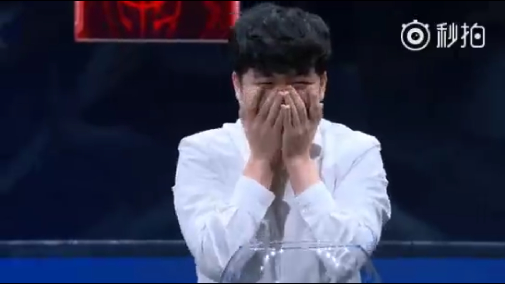 J9-包含Rookie赛事官方发布绝杀新规,MAD争议不断!的词条