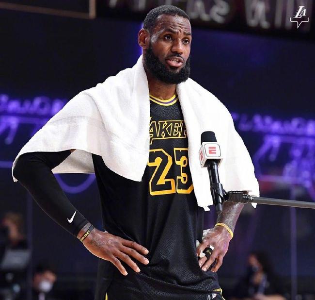 J9-浓眉哥连续二十场比赛得分超过逆转，拜仁挑战极限！的简单介绍