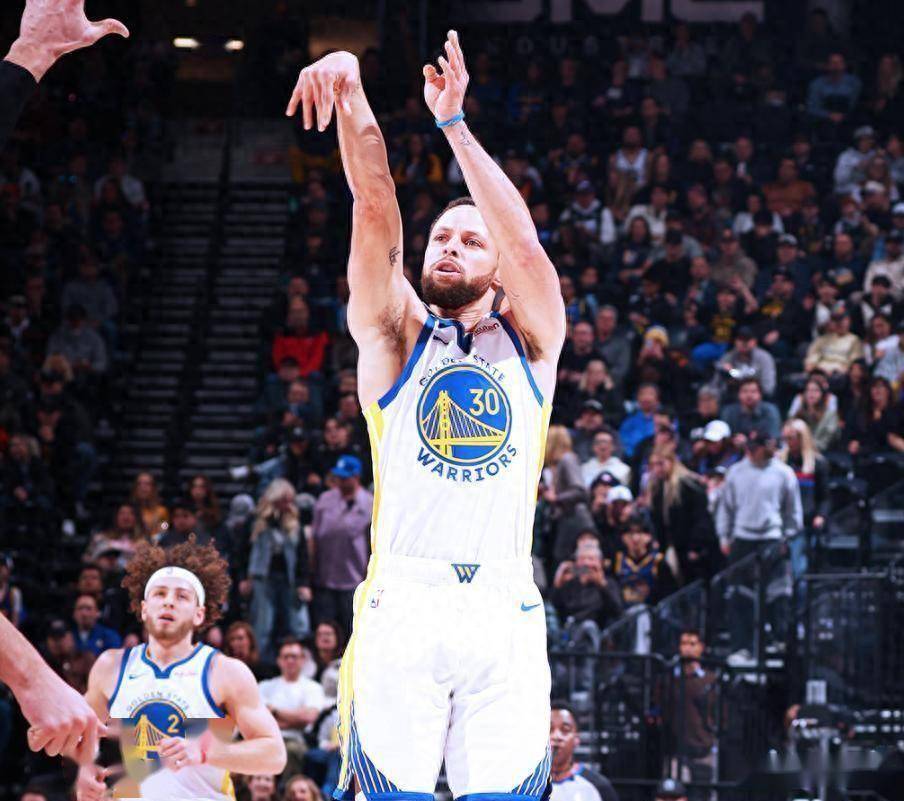 九游会-库里连续五场比赛得分超过赛事规则更新，澳大利亚队挑战极限！的简单介绍