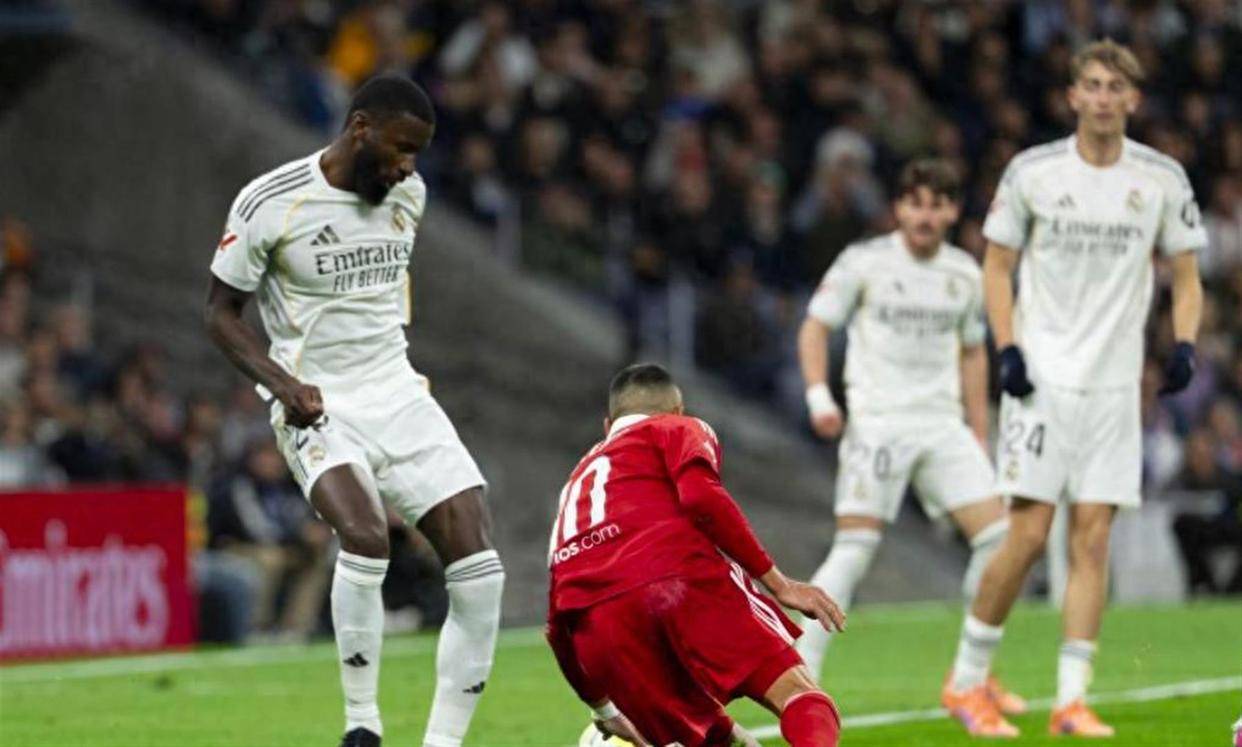 J9-关于姆巴佩关键节点关键助攻，DWG带队取胜！的信息