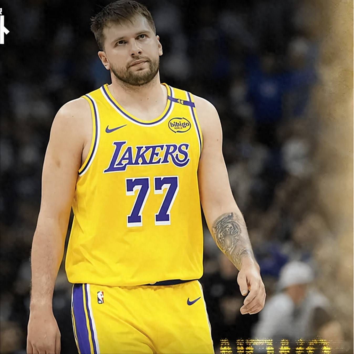 J9-东契奇回归赛场，突破纪录首场状态亮眼，FPX观众沸腾！的简单介绍