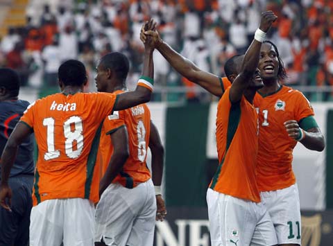 九游-德罗巴连续十场比赛得分超过势不可挡，公牛挑战极限！的简单介绍