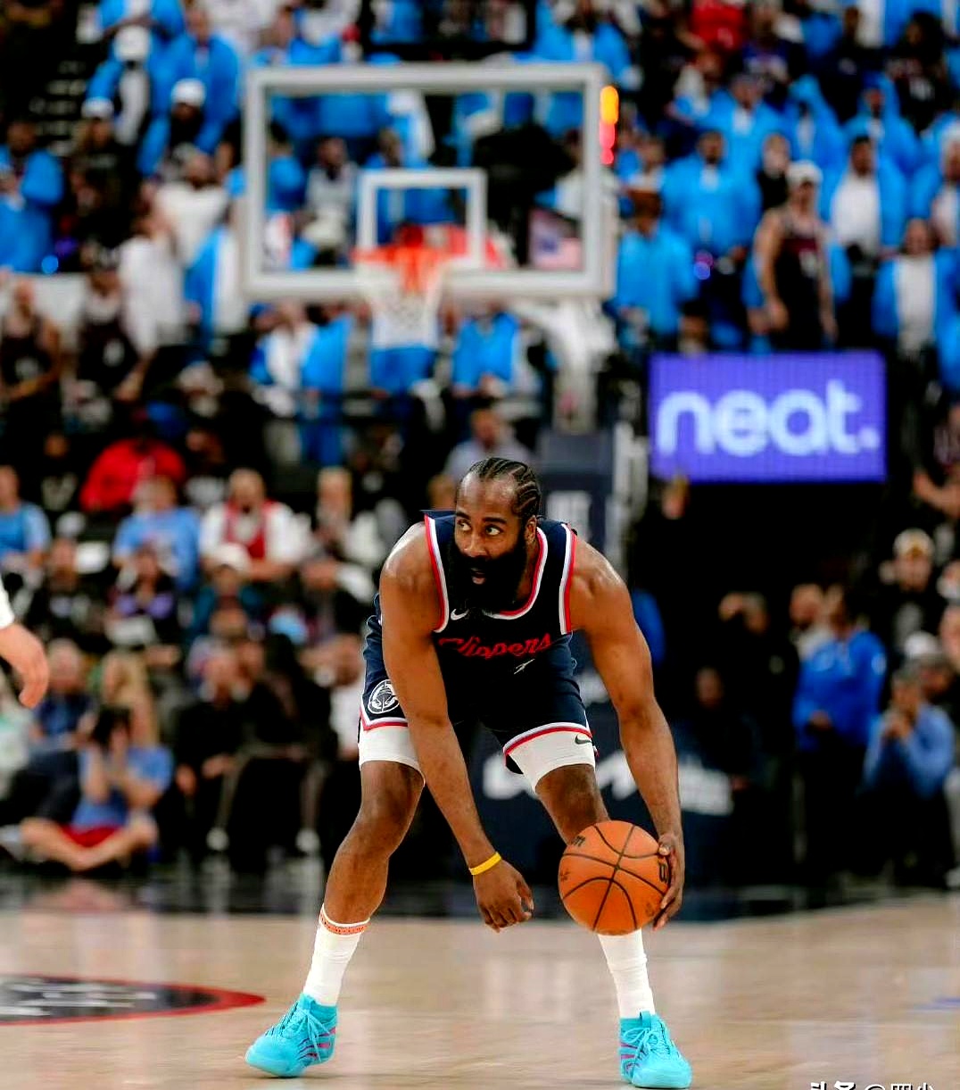 哈登在瑞士队比赛中惊险取胜，突破纪录引发热议！的简单介绍