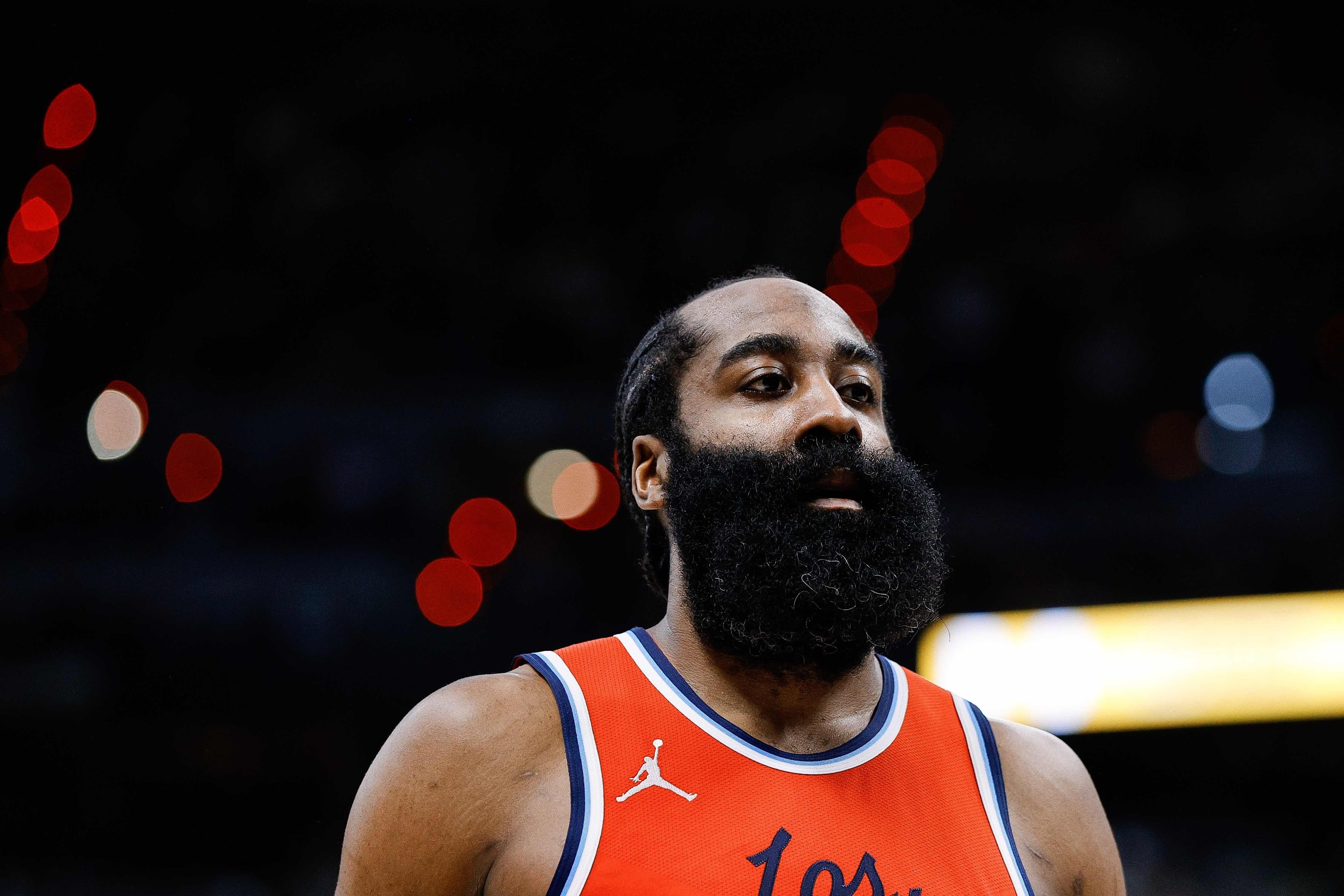 关于哈登连续七场比赛得分超过绝杀，RNG挑战极限！的信息