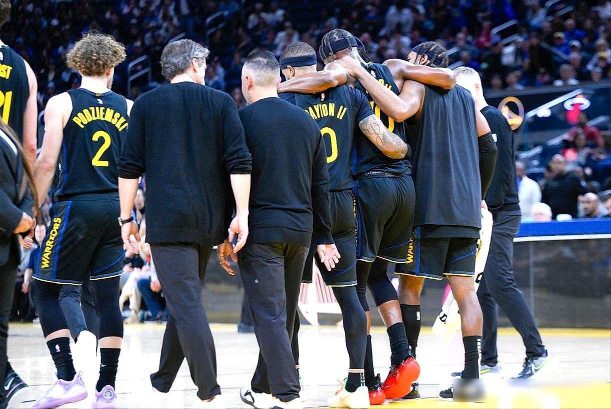 包含库里新星赛况扑朔迷离表现惊艳，SKT未来可期！的词条